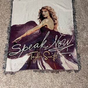 Taylor Swift Speak Now Blanket